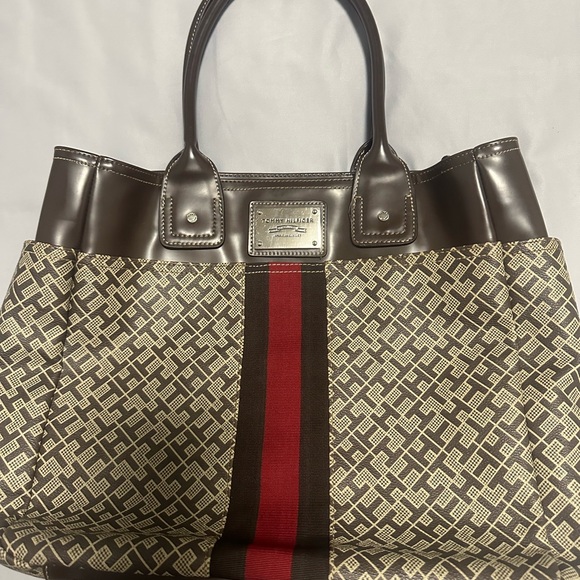Brown Tommy bag. Barely used - Picture 1 of 3